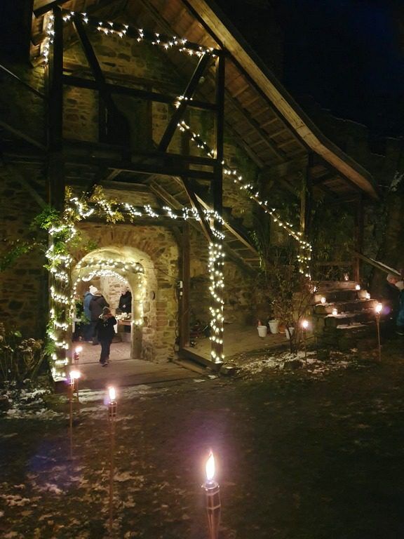 Burg-Adventsbasar in Bibra