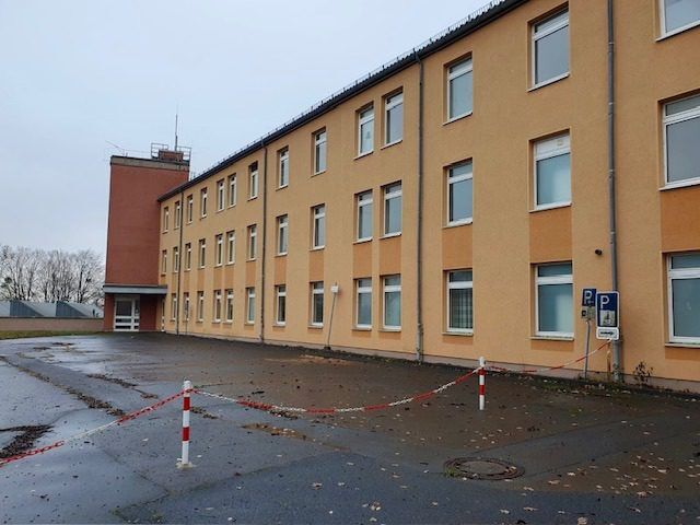 © Blonder Engel - Krankenhaus Springe